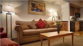 Suites at Palisades Tahoe Lodge, Olympic Valley