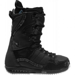 Buying New Snowboard Boots