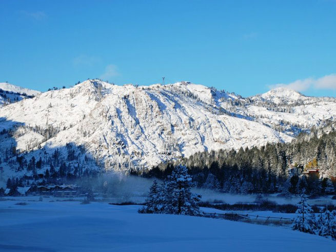 January White Sale: Ski Free Package! 