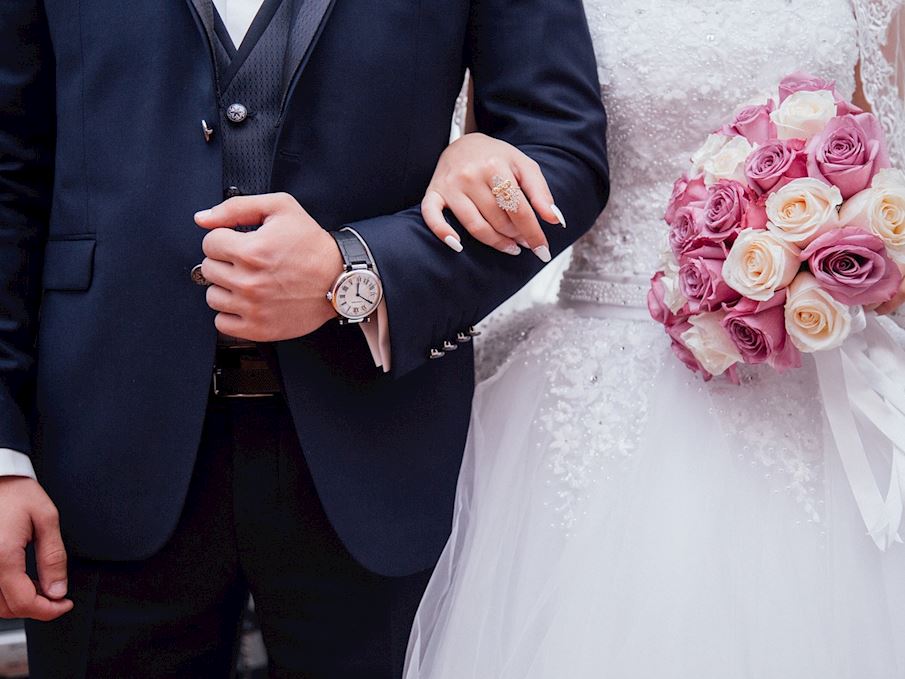 Palisades Tahoe Lodge, Olympic Valley offers Lake Tahoe Wedding Package