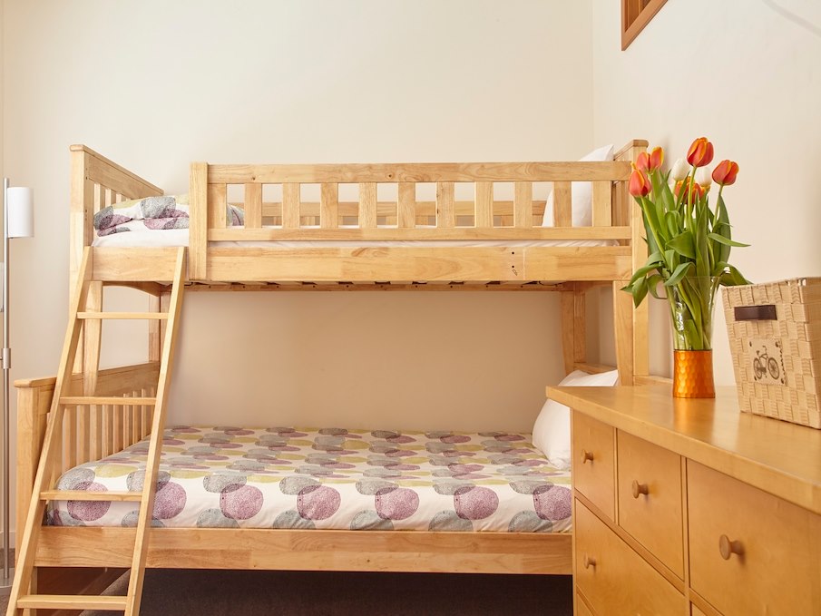 Palisades Tahoe Lodge, Olympic Valley offers Three Bedroom Suite with Bunk Beds