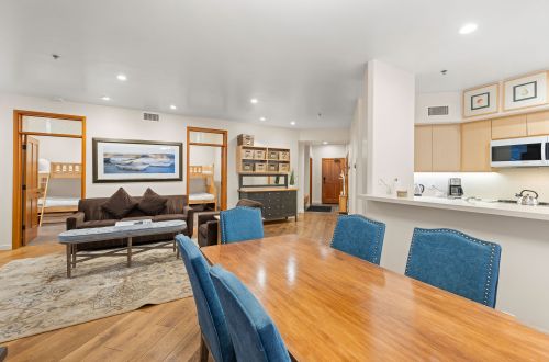 412 | Spacious 3BD - Queen/Bunks + Poolside Fun