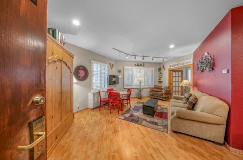 142 | 1BD Stay & Play - Pool, Tubs + Tennis Fun