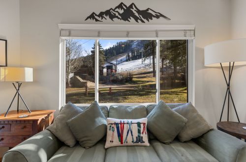 159  | Romantic 1BD King w/ A/C, Kitchen & Views